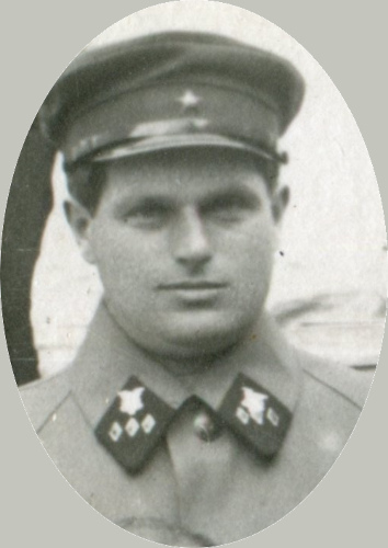 Начальник Военно-химического управления РККА 
	Я.М. Фишман на отдыхе.