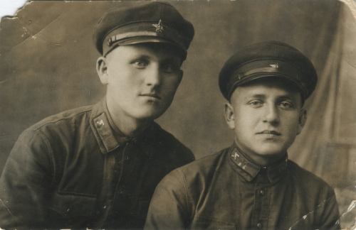 Красноармейцы-пулеметчики 11-го стрелкового 
	полка 4-й стрелковой дивизии, 1933 г.