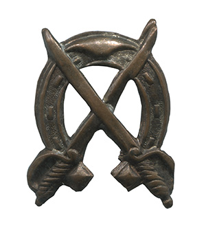 Неофициальный значок кавалерии (образец, появившийся в 
	годы гражданской войны).