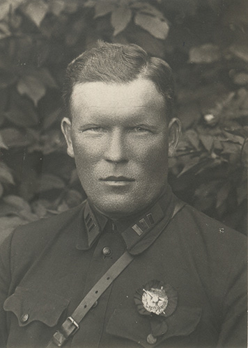 Военком 55-го Воронежского стрелкового полка 19-й 
	Воронежской стрелковой дивизии П.М. Щербаков