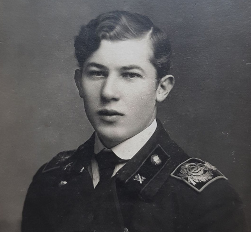 Форменная одежда учеников землемерных училищ. 1890-1913