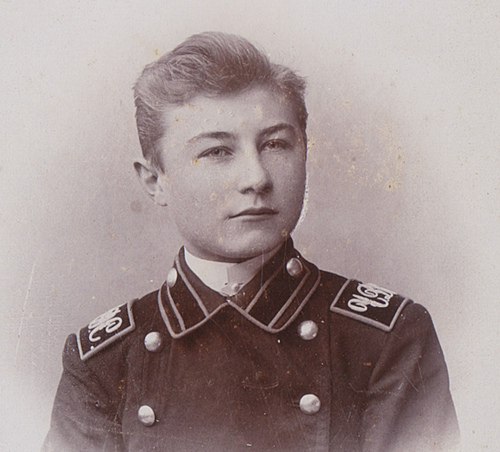 Форменная одежда воспитанников Черниговской духовной семинарии образца 1895 года