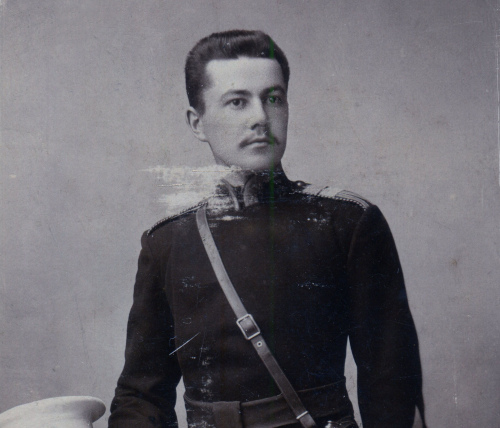 Атрибуция фотографии технического мастера 1-го разряда Российской императорской армии